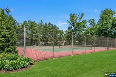 207 Pond Terrace Twp Of Washington NJ 07676