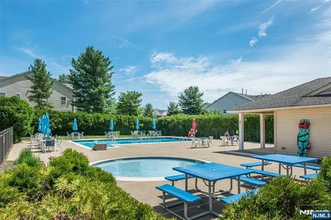 4 Katie Court East Hanover Twp NJ 07936
