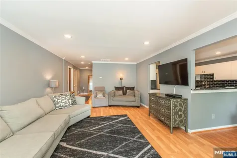 4 Katie Court East Hanover Twp NJ 07936