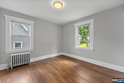 27 8th Street Ridgefield Park NJ 07660