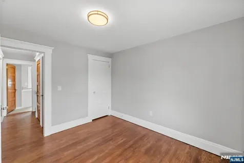 27 8th Street Ridgefield Park NJ 07660