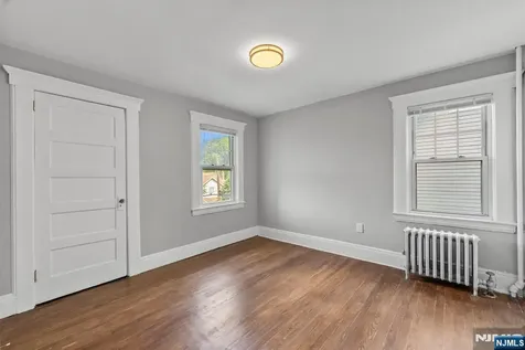 27 8th Street Ridgefield Park NJ 07660
