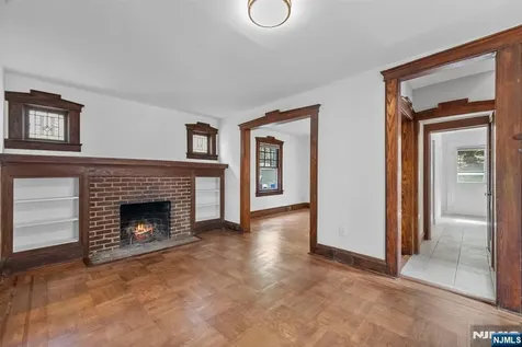 27 8th Street Ridgefield Park NJ 07660