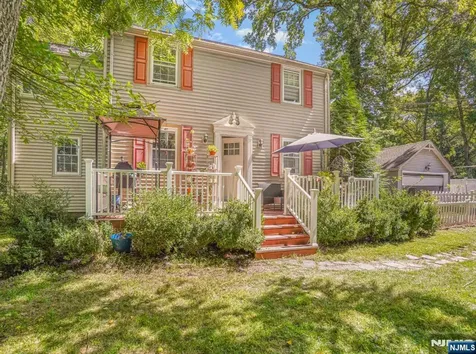 51 Julia Street Closter NJ 07624