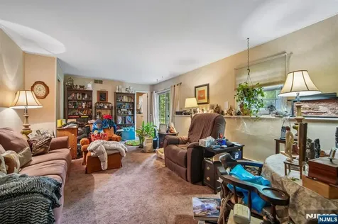 22 Marlton Drive Wayne NJ 07470