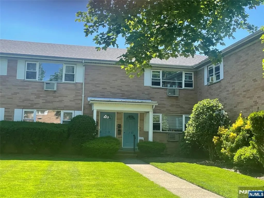 1-18 Virginia Drive Fair Lawn NJ 07410