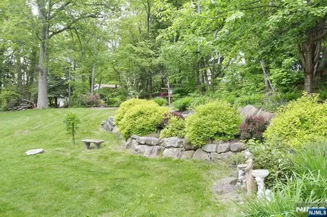 64 Larchmont Drive West Milford NJ 07421
