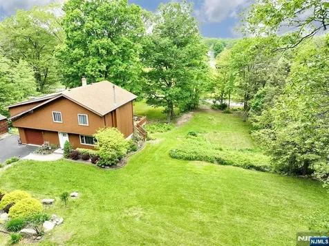 64 Larchmont Drive West Milford NJ 07421