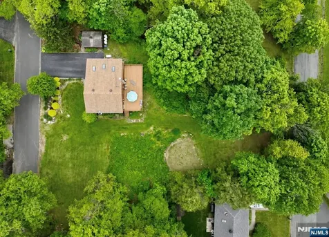 64 Larchmont Drive West Milford NJ 07421
