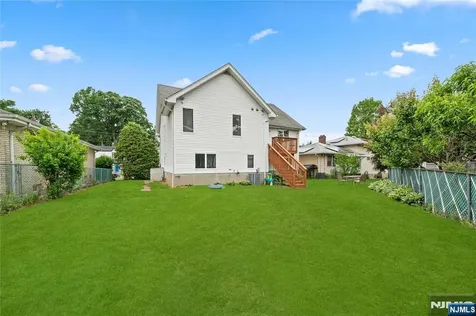191 Pershing Road Clifton NJ 07013