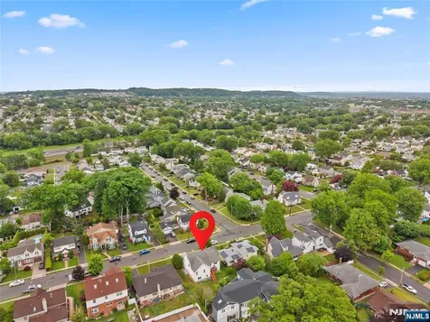 191 Pershing Road Clifton NJ 07013