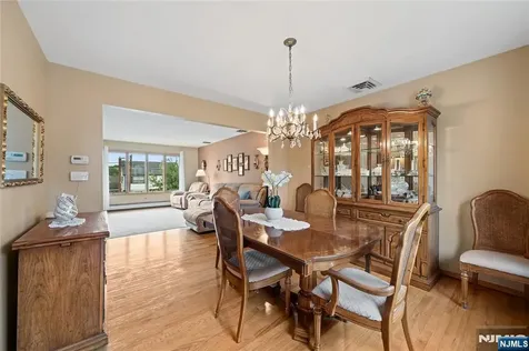 191 Pershing Road Clifton NJ 07013