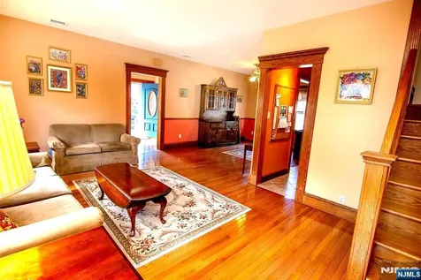 116 W Quackenbush Avenue Dumont NJ 07628