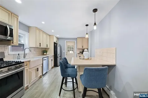 247 6th Street Clifton NJ 07011