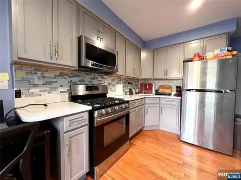 73 Wallington Avenue Wallington NJ 07057