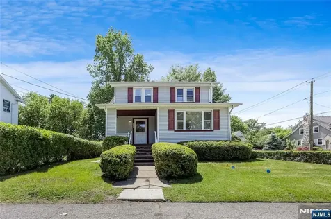 135 E Linden Avenue Dumont NJ 07628