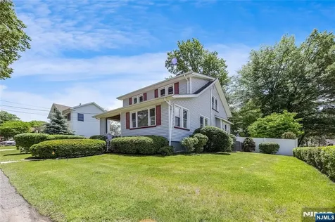 135 E Linden Avenue Dumont NJ 07628