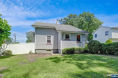 135 E Linden Avenue Dumont NJ 07628
