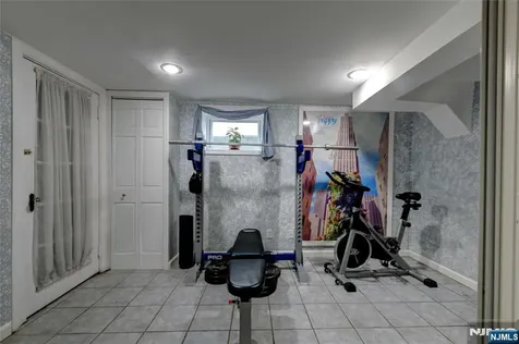 60 Merritt Avenue Dumont NJ 07628