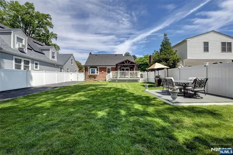 60 Merritt Avenue Dumont NJ 07628