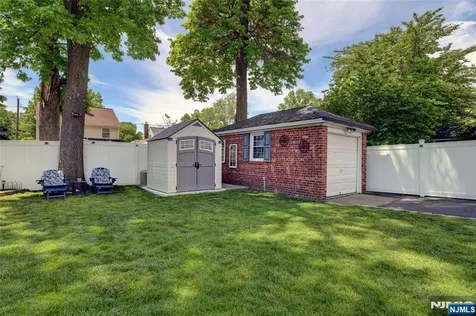 60 Merritt Avenue Dumont NJ 07628