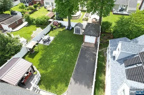 60 Merritt Avenue Dumont NJ 07628