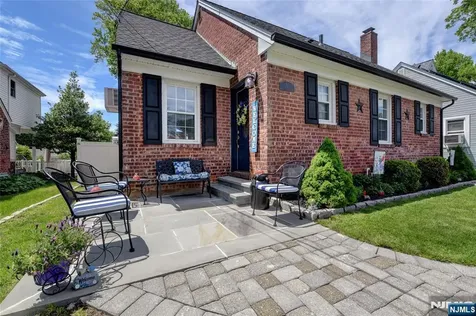60 Merritt Avenue Dumont NJ 07628