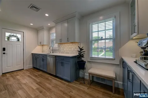 60 Merritt Avenue Dumont NJ 07628