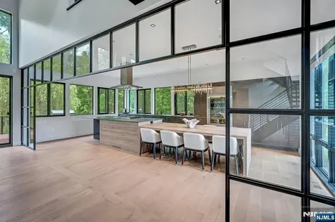 176 Edson Terrace Franklin Lakes NJ 07417