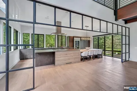 176 Edson Terrace Franklin Lakes NJ 07417