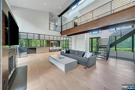 176 Edson Terrace Franklin Lakes NJ 07417