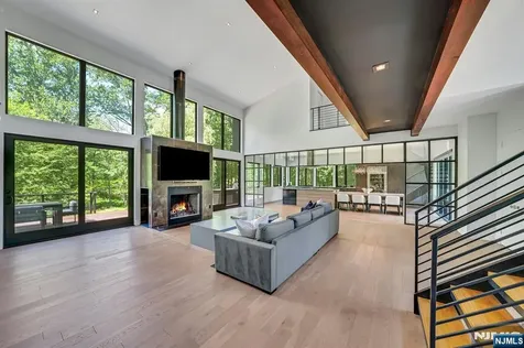 176 Edson Terrace Franklin Lakes NJ 07417