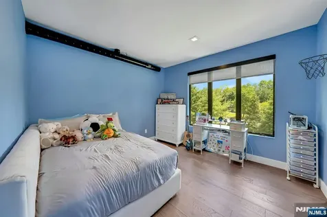 176 Edson Terrace Franklin Lakes NJ 07417