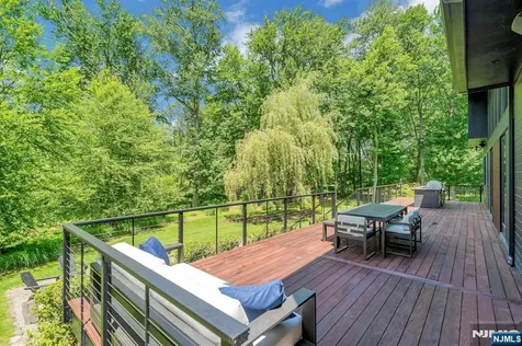 176 Edson Terrace Franklin Lakes NJ 07417