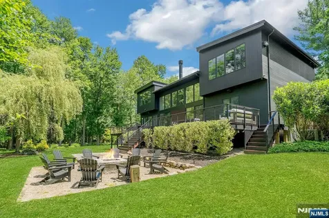 176 Edson Terrace Franklin Lakes NJ 07417