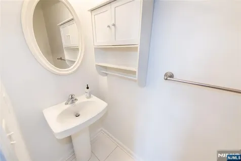 177 Brittany Court Clifton NJ 07013