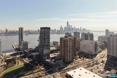 75 Park Lane Jersey City NJ 07310