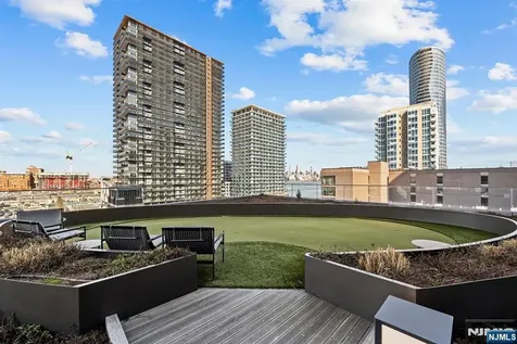 75 Park Lane Jersey City NJ 07310