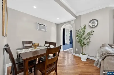 199 Franklin Street Secaucus NJ 07094