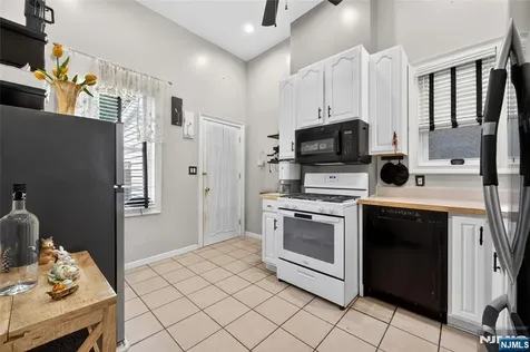 199 Franklin Street Secaucus NJ 07094