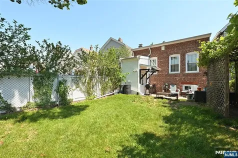 199 Franklin Street Secaucus NJ 07094