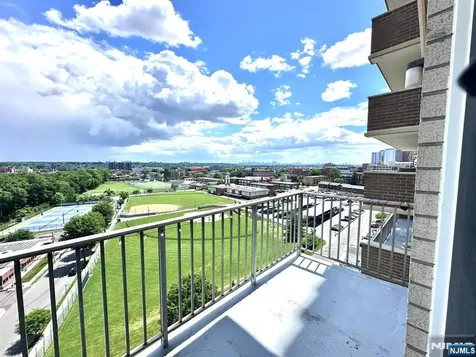 160 Overlook Avenue Hackensack NJ 07601
