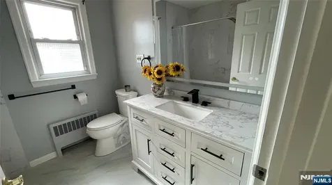 201 Rockland Avenue River Vale NJ 07675