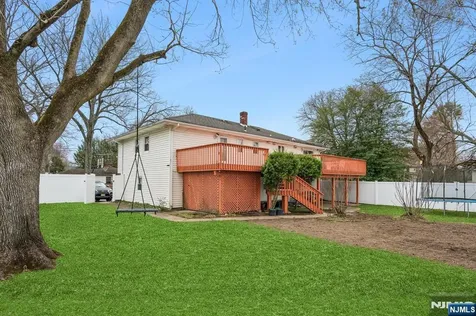 201 Rockland Avenue River Vale NJ 07675