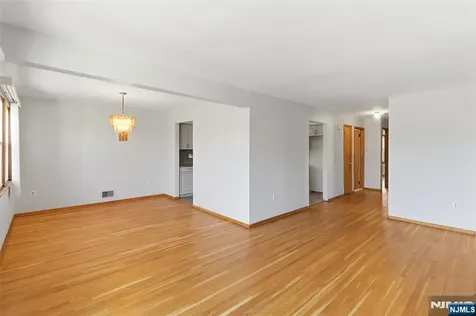 1109 Essex Avenue Linden NJ 07036