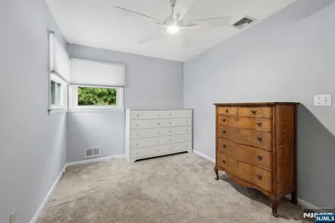 202 Colonial Avenue Saddle Brook NJ 07663