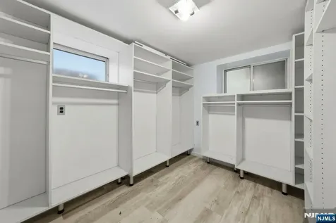 202 Colonial Avenue Saddle Brook NJ 07663
