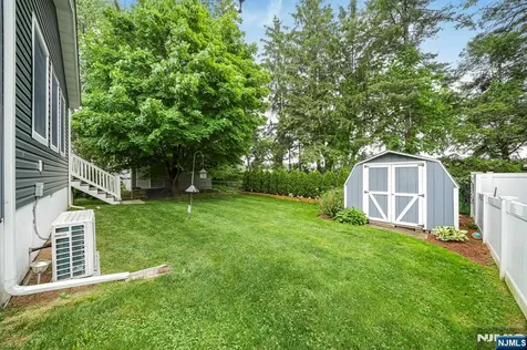 202 Colonial Avenue Saddle Brook NJ 07663