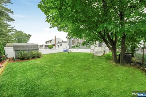 202 Colonial Avenue Saddle Brook NJ 07663