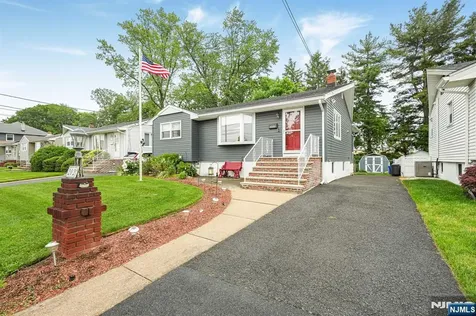 202 Colonial Avenue Saddle Brook NJ 07663
